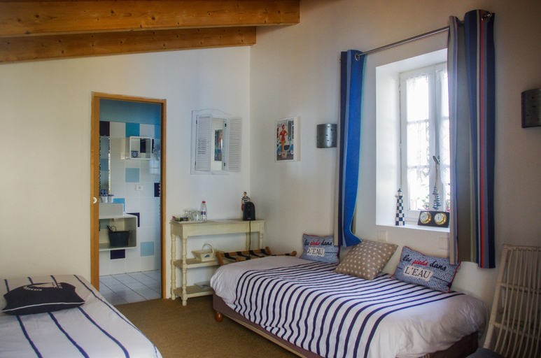 Bedroom 4, Logis Saint Leonard, Charente-Maritime