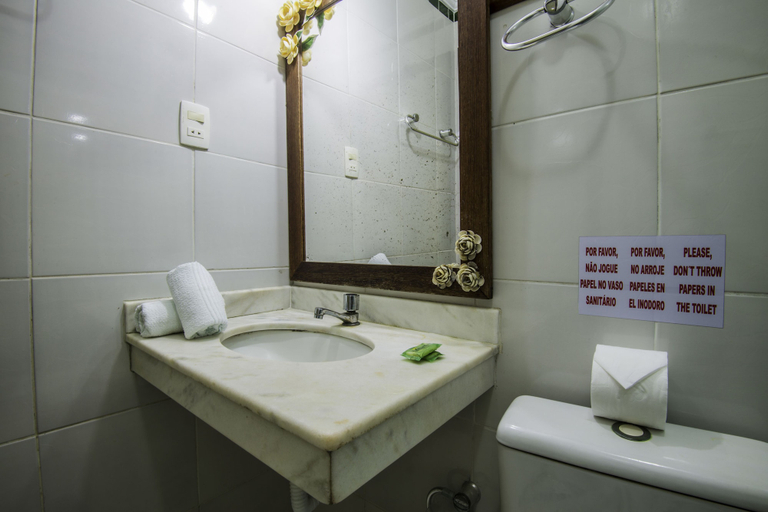 Bathroom 5, Pousada Porto dos Milagres, Cairu