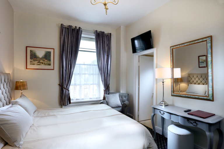 Bedroom 4, Tufton Arms Hotel, Cumbria