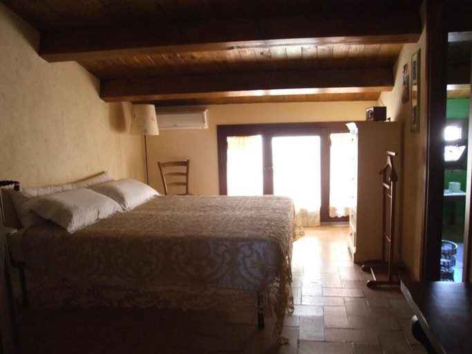 Bedroom 5, Il Comignolo di Sofia, Cosenza