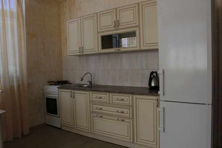Others 4, Apartment on Kamyshovaya 41, apt 2, Sochi gorsovet