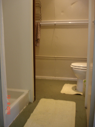 Bathroom 3, Broxbourne Riverside Chalets, Hertfordshire