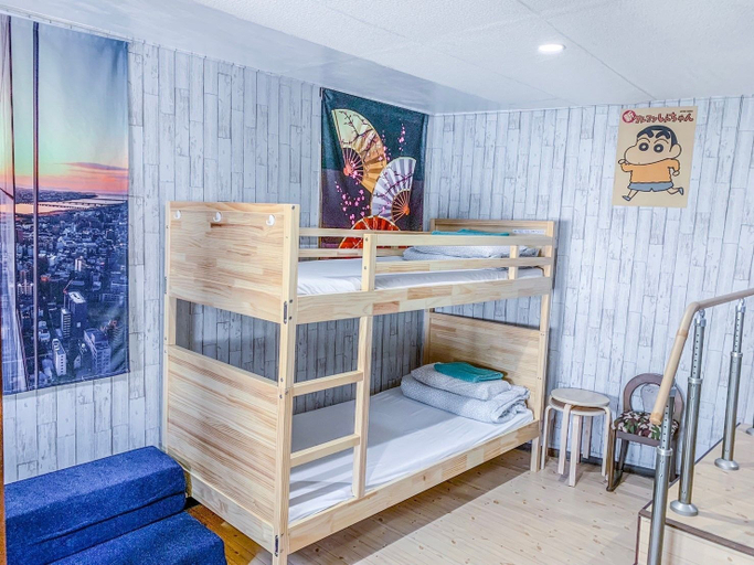 Bedroom 2, Wasaike, Osaka