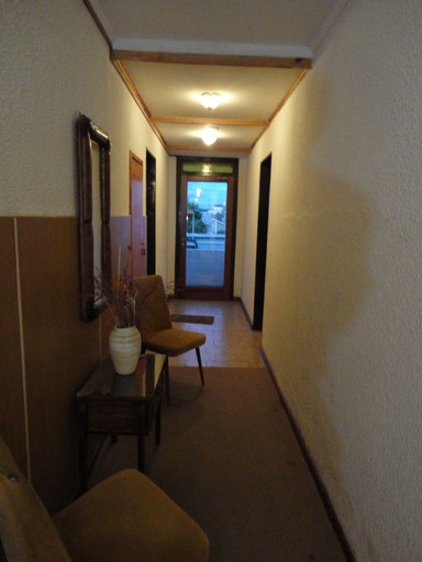 Others, Hotel El Quijote, Necochea
