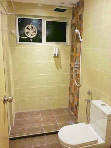 Bathroom 4, Malacca Hotel Apartment, Malacca City