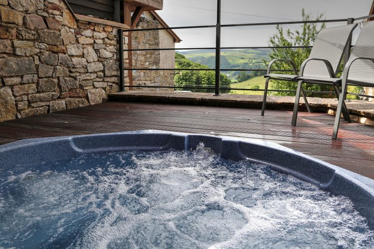 Sport & Beauty 4, Panorama Cottages, Denbighshire