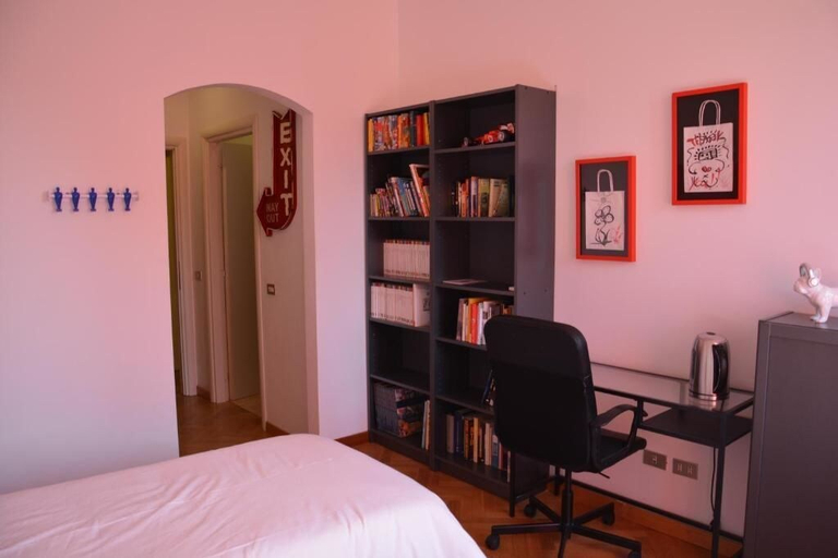 Bedroom 4, Casa della Vetra, Milano