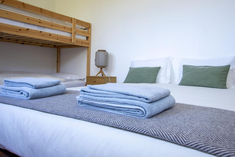 Bedroom 4, Loriga Feel Nature- Hostel, Seia