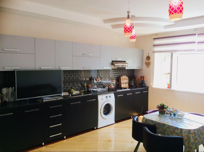 Others 5, Hause on Ashiq Cuma steet 8, Şəki City