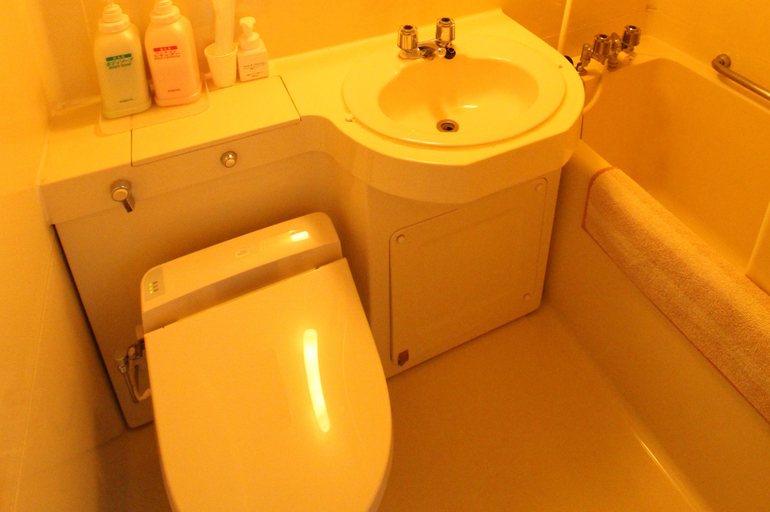 Bathroom 5, Pension Moon Villa, Onna