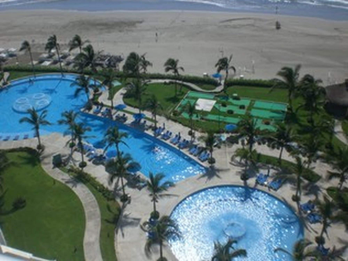 Aerial view, Tikal 11, Acapulco de Juárez