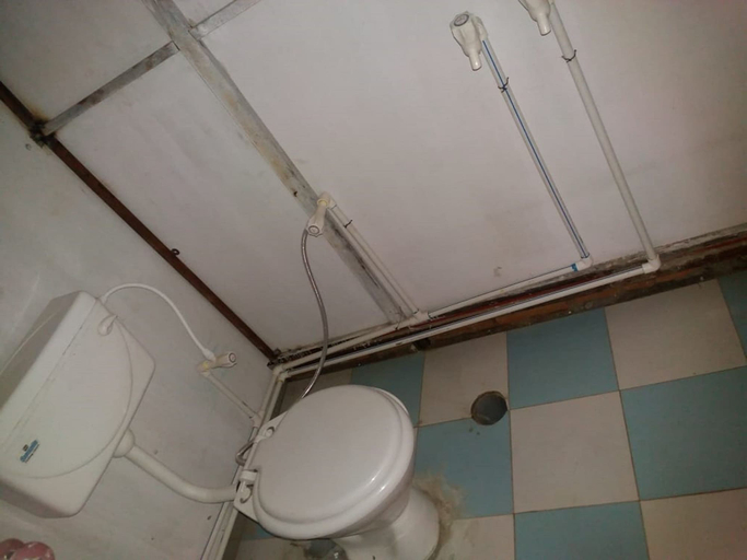 Bathroom 2, Krishna Kumbh Cottage, Kaushambi