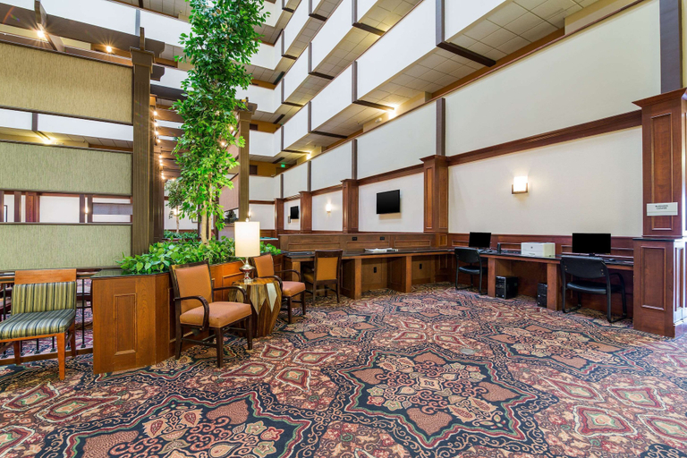 Others 5, Clarion Hotel Convention Center, Ward