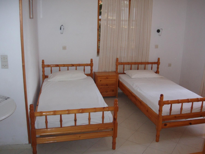Bedroom 2, The Schoolmistress With the Golden Eyes, North Aegean