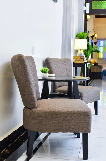 Others 5, The Egerton Melaka, Malacca City