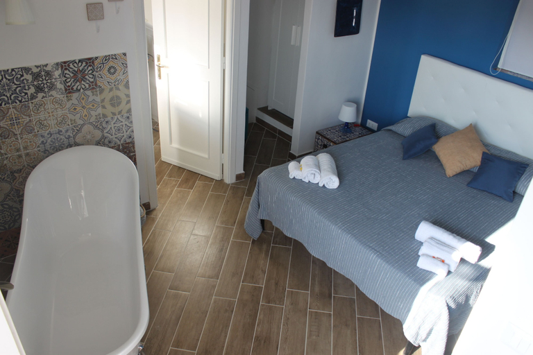 Bedroom 4, Suite De La Rosa, Palermo