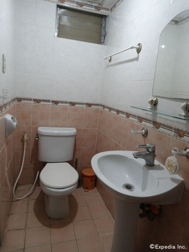 Bathroom 4, Casa Ruby Pension House, Davao City