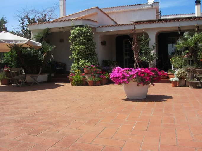 Exterior & Views, Sole E Sale B&B, Lecce