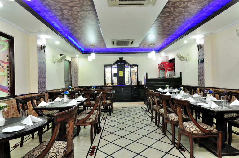 Food & Drinks 5, Hotel Maharaja Residency, Jalandhar