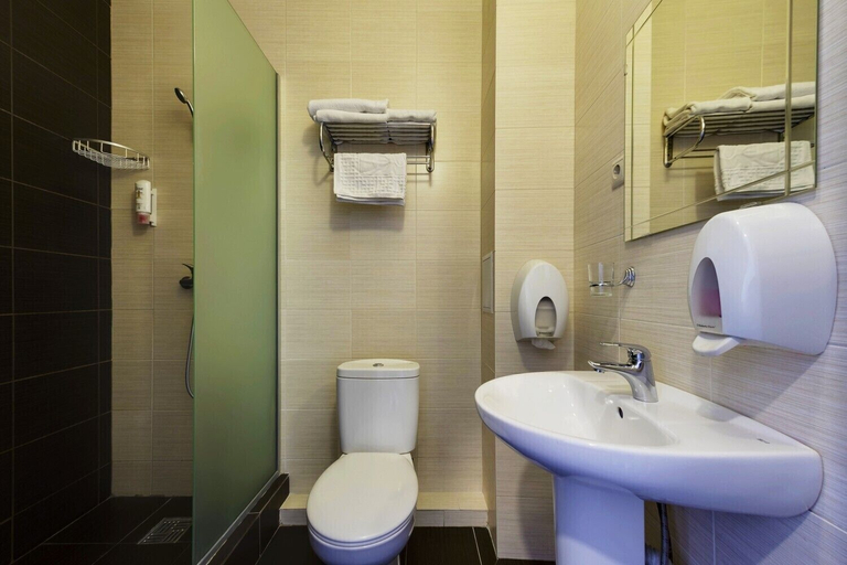 Bathroom 4, Hotel Marton Sholokhova, Aksayskiy rayon