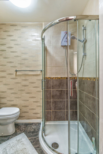 Bathroom 4, Snooze Apartments Flat 51, Bradford