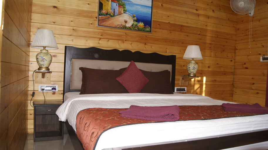 Bedroom 4, Camelot Fantasy Resort, North Goa