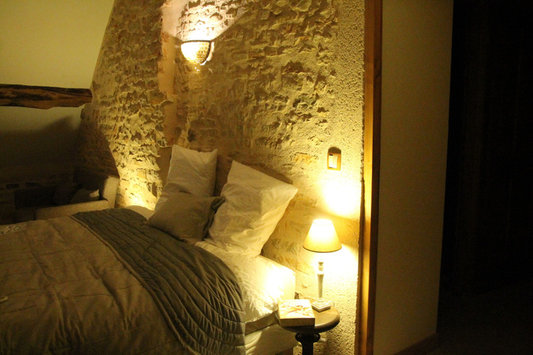 Bedroom 4, Au coq des bois, Yonne