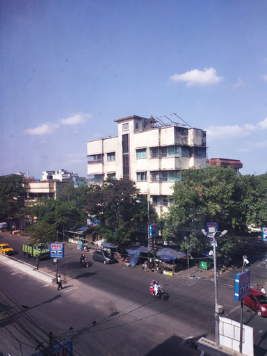 Others 5, Hotel Executive Tower, Kolkata