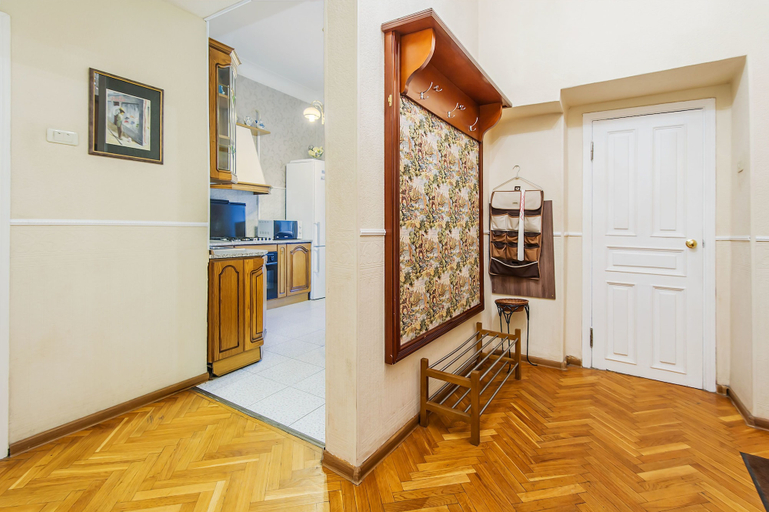 Others 5, GM Apartment New Arbat 31-12, Central