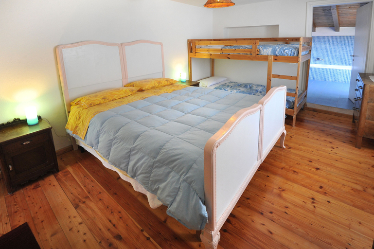 Bedroom 2, B&B Rocca di Bajedo, Lecco