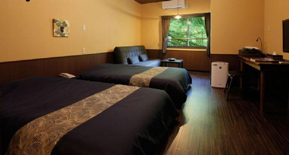 Bedroom 4, Kutsurogijuku Shintaki, Aizuwakamatsu