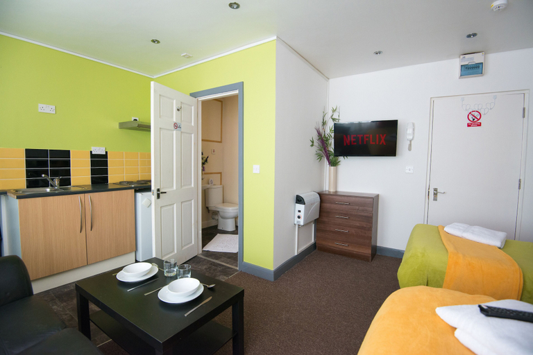 Bedroom 5, Snooze Apartments Flat 53, Bradford
