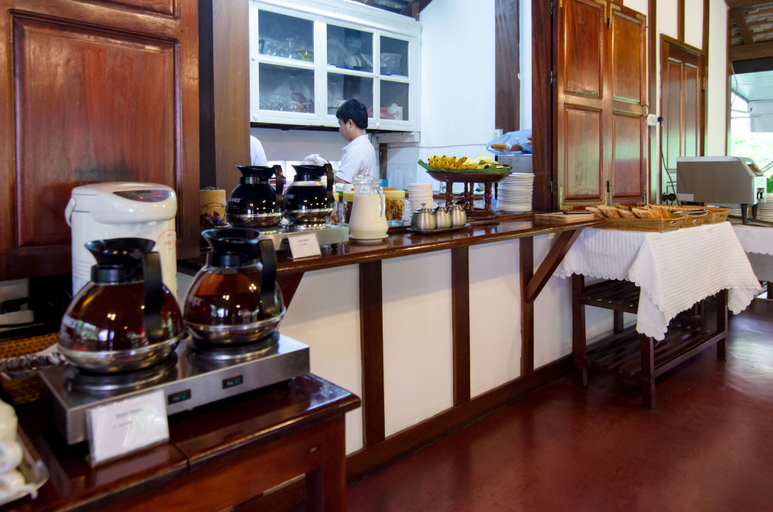 Food & Drinks 5, Villa Chitdara Hotel, Chomphet