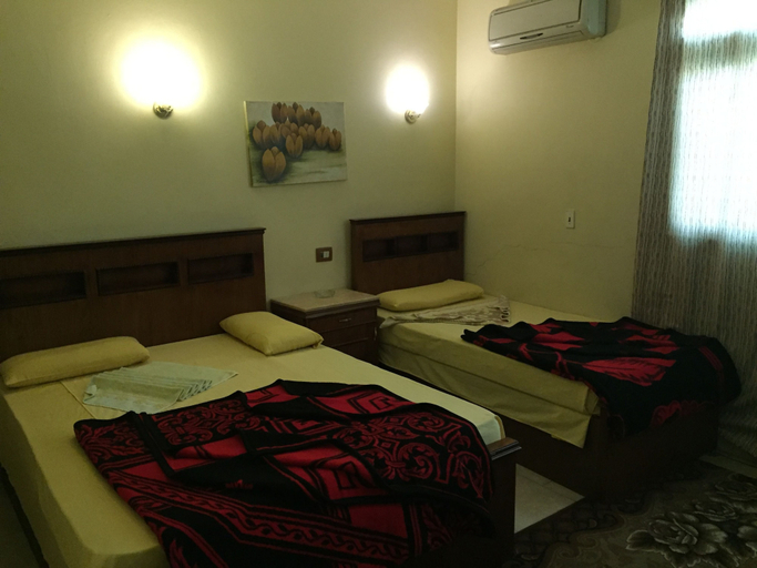 Bedroom 2, Pyramids Inn Motel, Al-Ahram