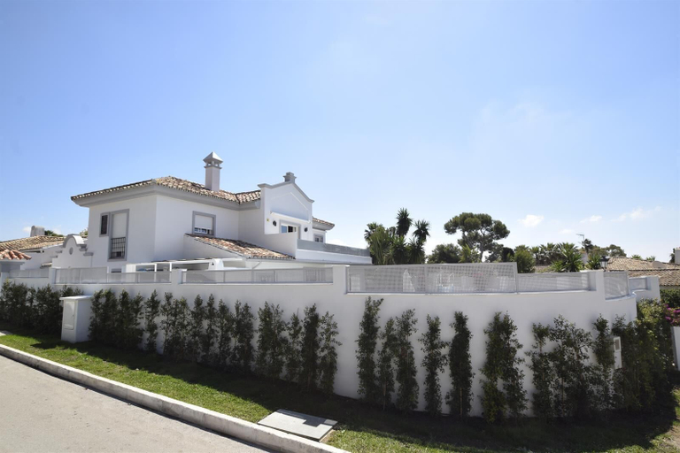 Exterior & Views 2, Fabulous Villa 200 M From Beach, Málaga