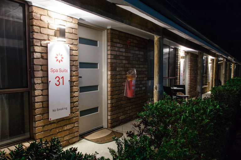 Exterior & Views 2, Farnham Court, Latrobe - Morwell