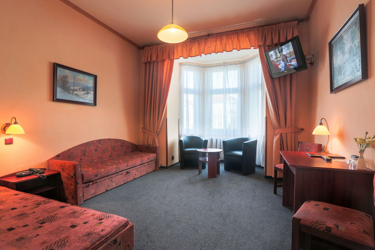 Bedroom 3, Hotel Victoria, Plzeň