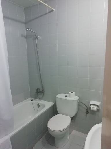 Bathroom 4, Hotel Monegal, Barcelona