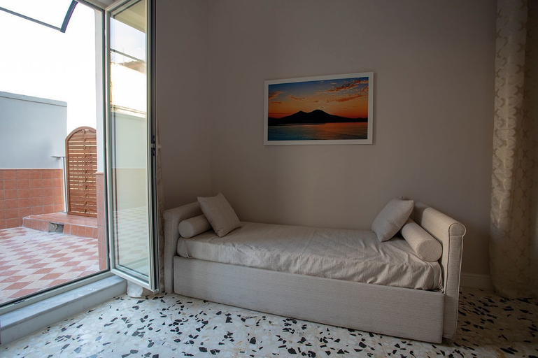 Bedroom 2, B&B Agorà Mura Greche, Napoli