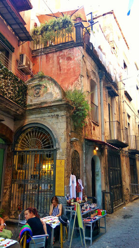 Exterior & Views 2, Casa Latina B&B, Napoli