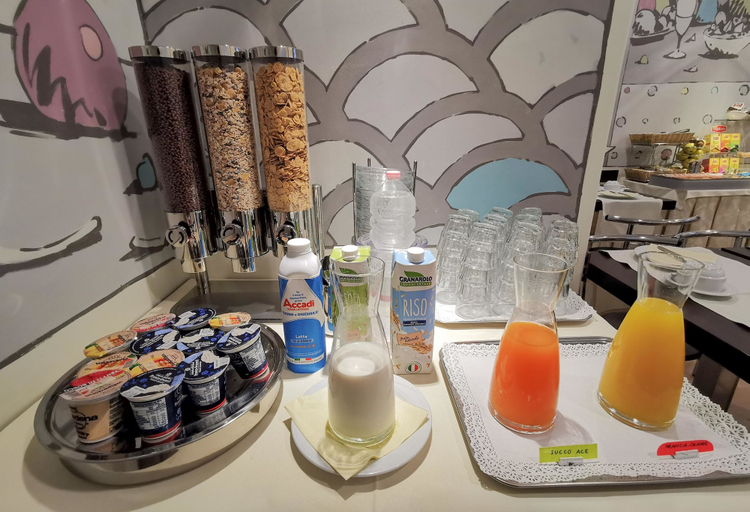Food & Drinks 5, Nuovo Albergo Centro, Trieste