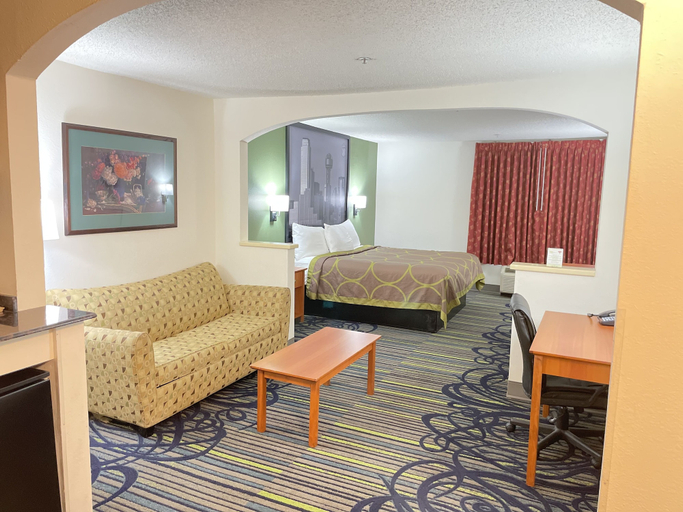Others 5, Super 8 by Wyndham Fort Worth Downtown South, Fort Worth