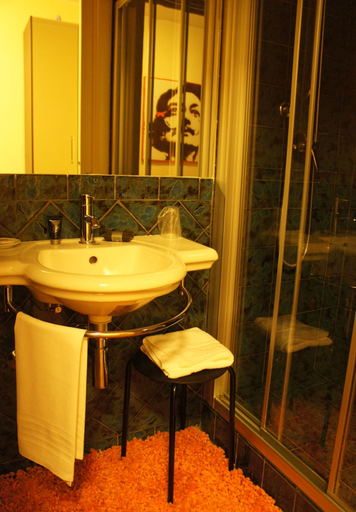 Bathroom 5, Hotel L'Orto degli Otelli, Frosinone