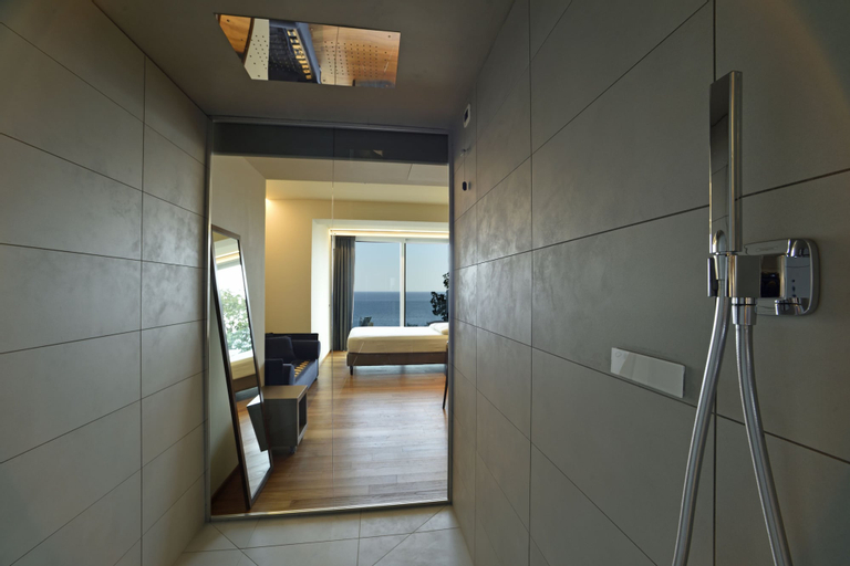Bedroom 16