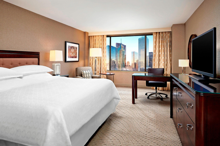 Bedroom 4, Sheraton Centre Toronto Hotel, Toronto