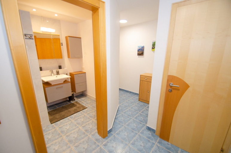 Bathroom 3, Panorama Apartments Bruck, Zell am See