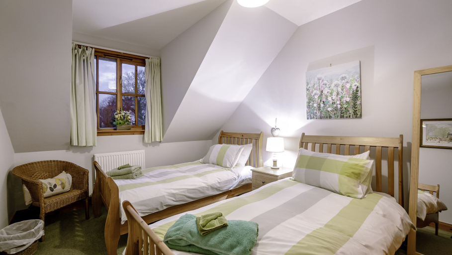 Bedroom 2, Osborne Steading, Fife