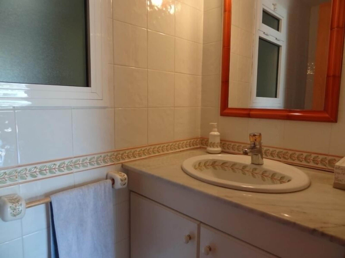Bathroom 3, Coral Apart, Barcelona