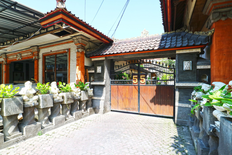 Exterior & Views 2, Kawali Homestay Kuta, Badung