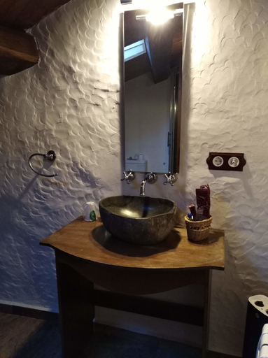 Bathroom 4, Cal Senyoret, Barcelona